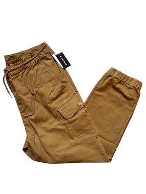 Airwalk Men's Cargo Jogger Pants in Bronze